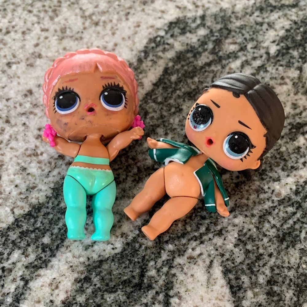 L.O.L. Surprise! Dolls with Pink and Teal Outfits